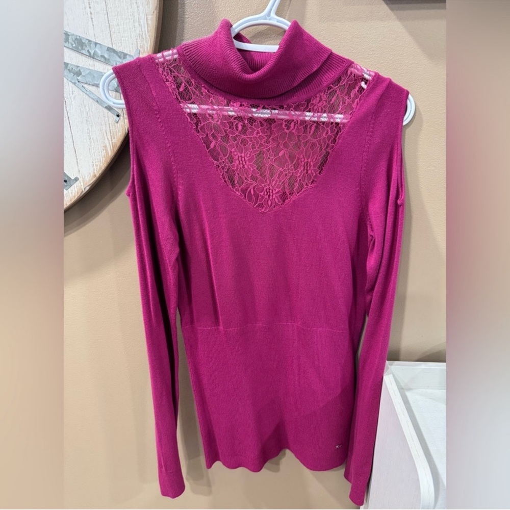 Guess Cold-Shoulder Lace Back Turtleneck Sweater - Fuchsia new without tags